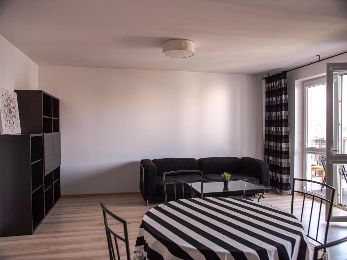 Sdh 2 Radzymin Comfortable Apartment Near Warsaw Luaran gambar